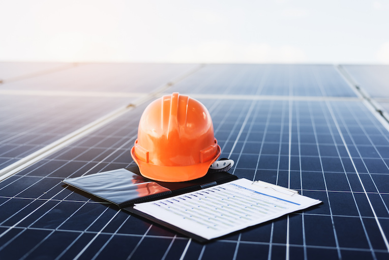 How Solar Contractors Can Benefit from the Home Renewables Market Through WISE Technology